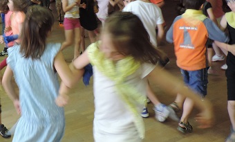 Entrez dans la Danse | Participer à un bal d'enfants